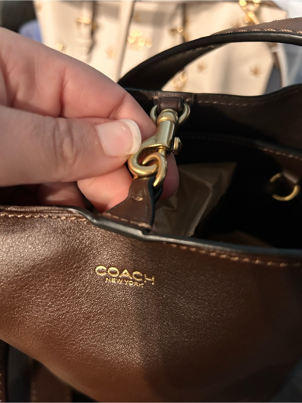 Coach Bleecker Bucket Bag 21 - Picture 7 of 12
